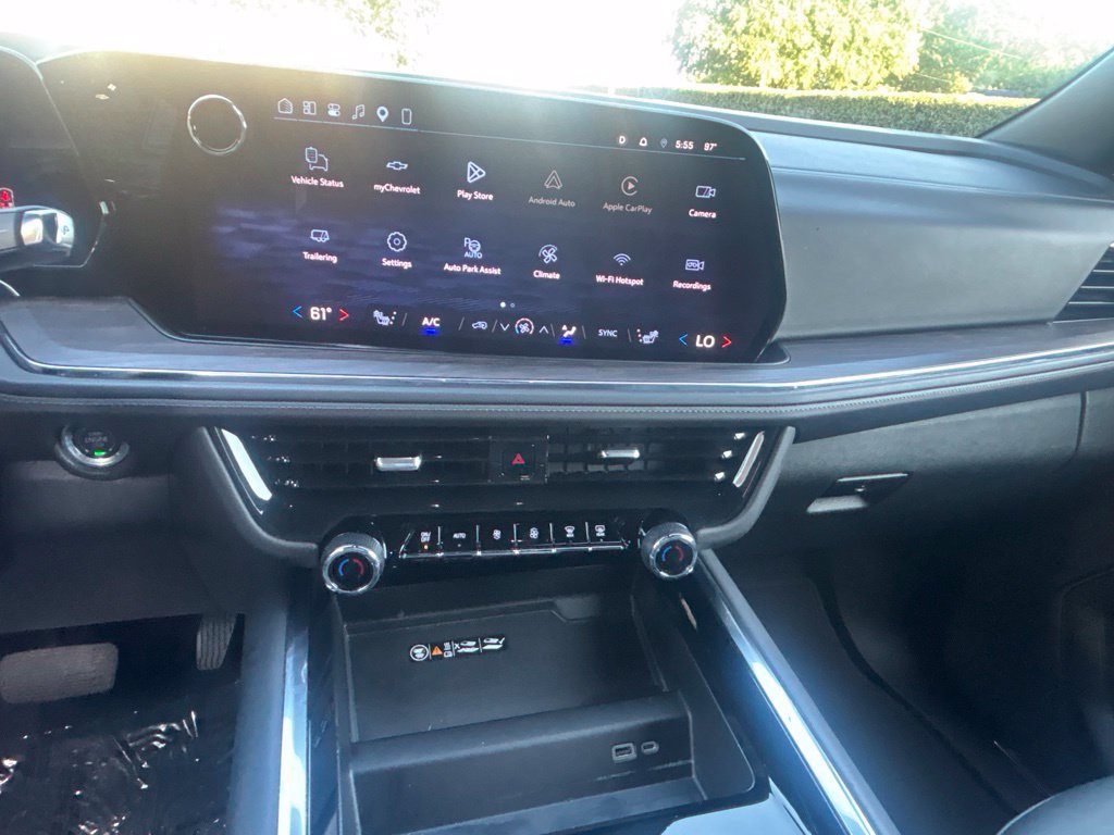 Used 2025 Chevrolet Tahoe LT AWD/4WD image 11