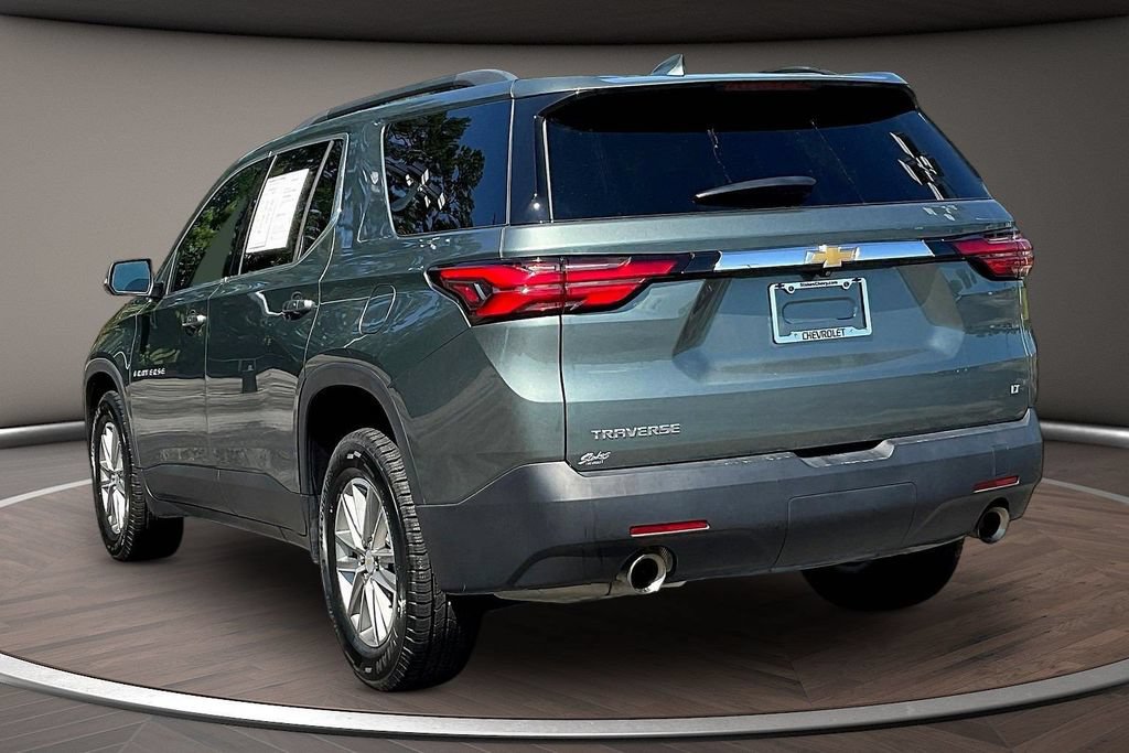 Used 2023 Chevrolet Traverse LT FWD image 4