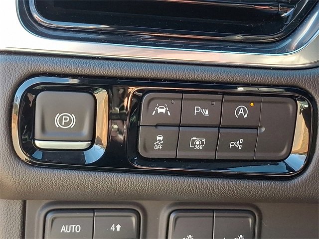 Certified 2025 GMC Yukon XL Denali image 26