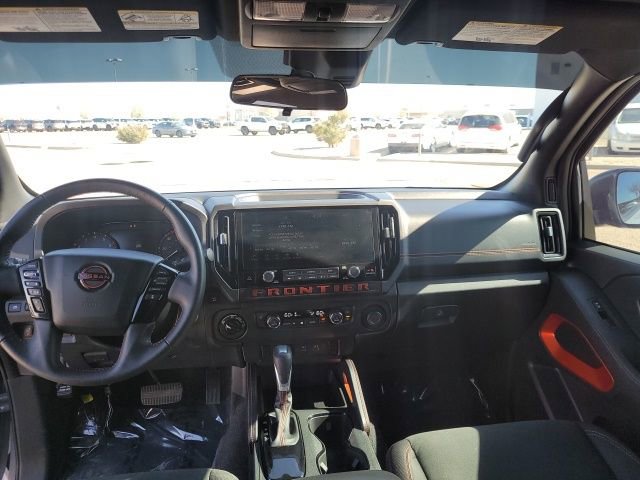 Certified 2025 Nissan Frontier PRO-4X image 25
