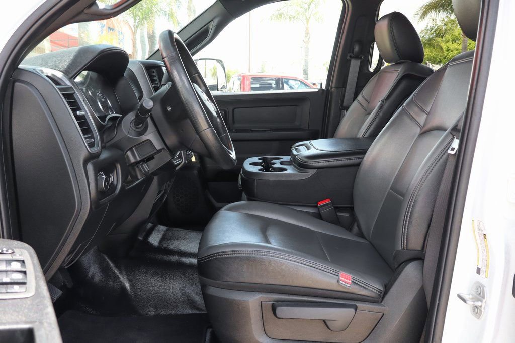 Used 2021 RAM 5500 Tradesman w/ Chrome Appearance Group image 17