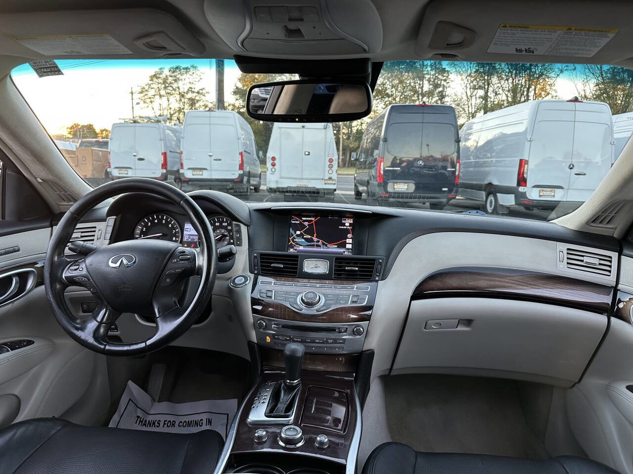 Used 2011 INFINITI M37 x w/ Deluxe Touring Pkg image 17