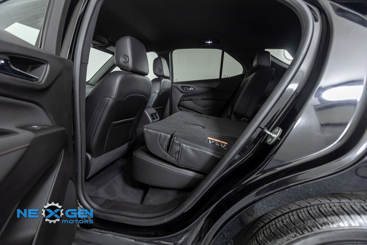 Used 2023 Chevrolet Equinox RS image 26