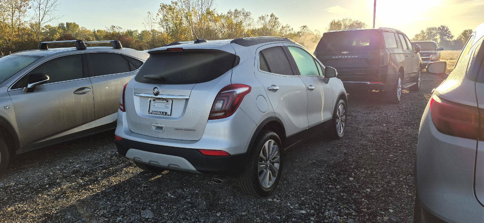 Used 2019 Buick Encore Preferred FWD image 3
