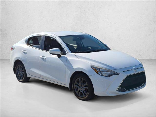Used 2019 Toyota Yaris LE FWD image 3