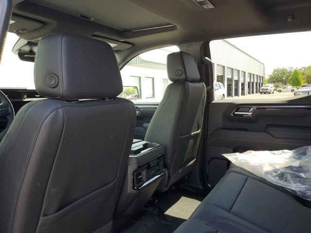 New 2026 GMC Sierra 1500 AT4 w/ AT4 Premium Package AWD/4WD image 11