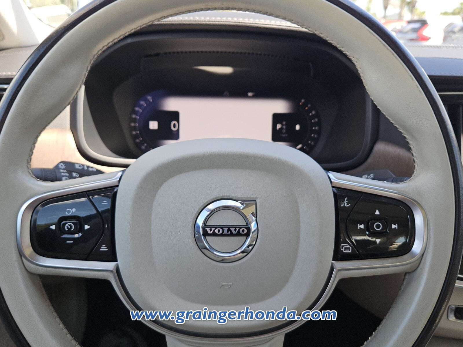 Used 2022 Volvo S90 B6 Inscription w/ Advanced Package AWD/4WD image 18