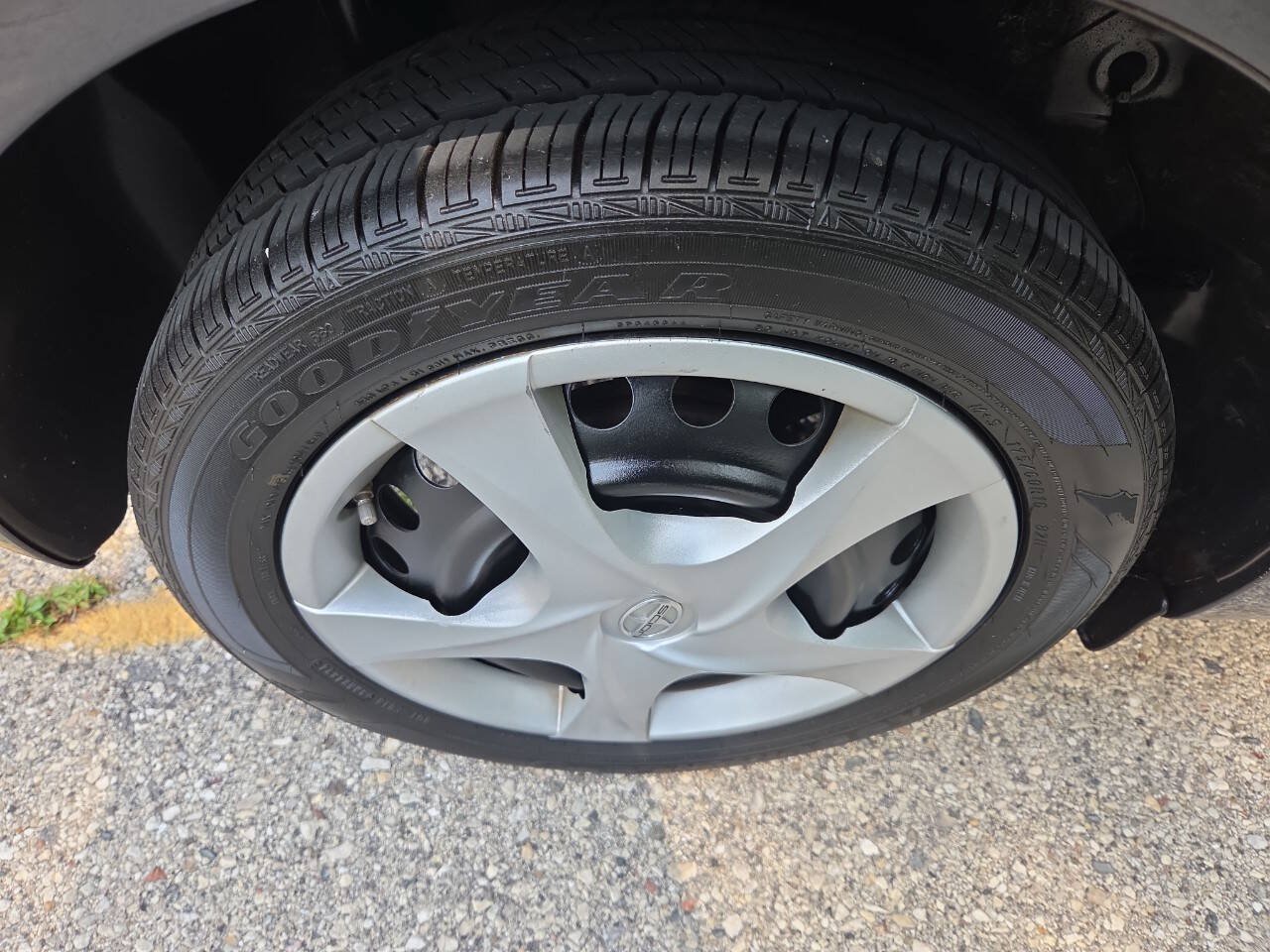 Used 2012 Scion iQ w/ Rear Speaker Pkg FWD image 18