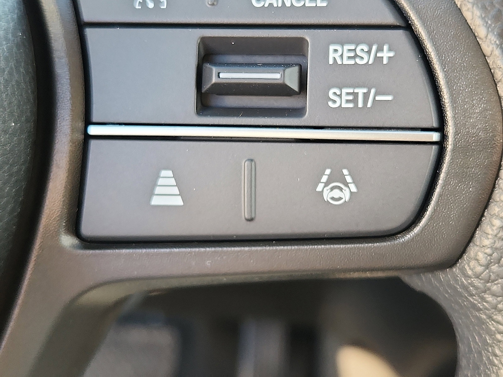 New 2026 Honda HR-V LX image 15