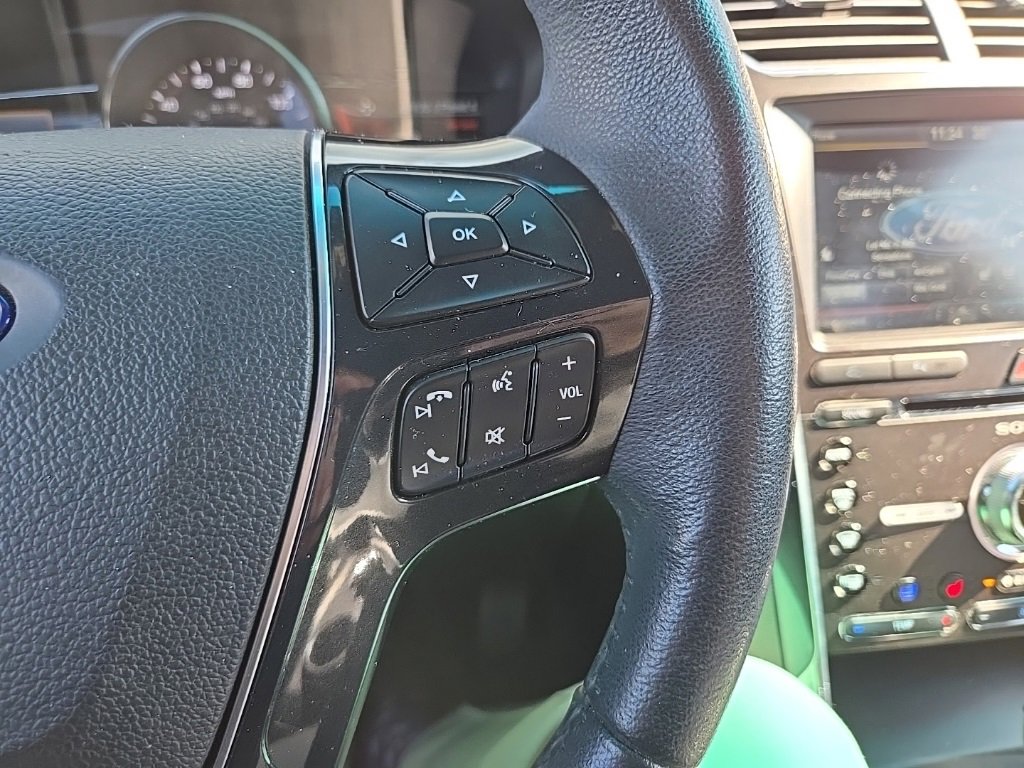 Used 2016 Ford Explorer Limited image 15