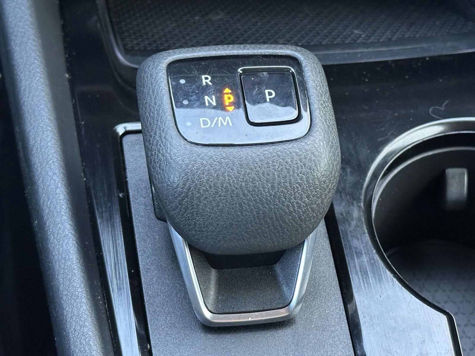 Used 2023 Nissan Rogue SV image 23