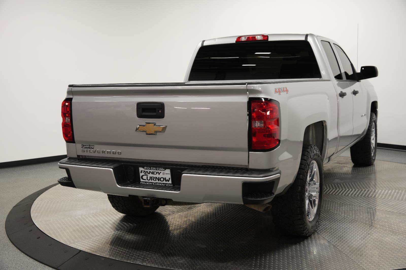 Used 2017 Chevrolet Silverado 1500 Custom w/ Custom Convenience Package image 7