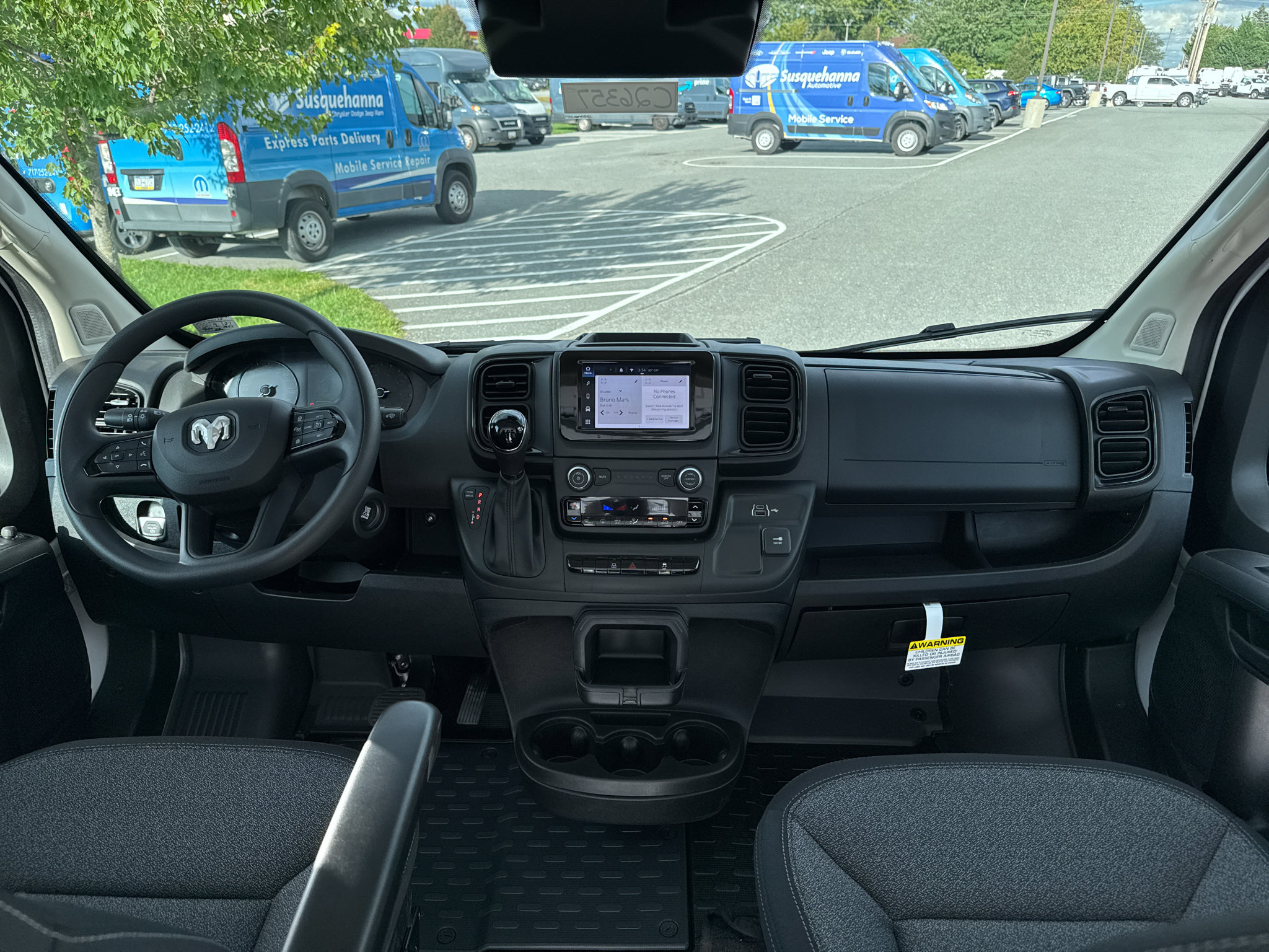 New 2026 RAM ProMaster 2500 w/ Convenience Group FWD image 3