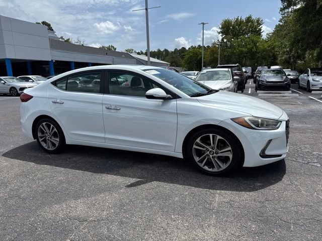 Used 2017 Hyundai Elantra Limited w/ Limited Ultimate Package 05 FWD image 3