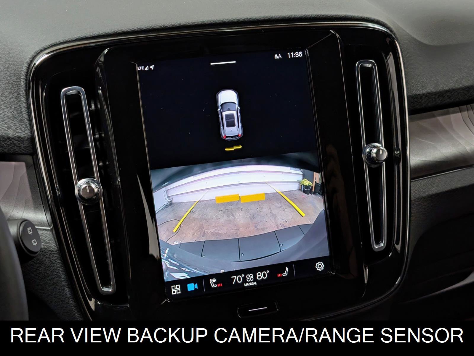 Used 2023 Volvo XC40 Recharge Core image 36