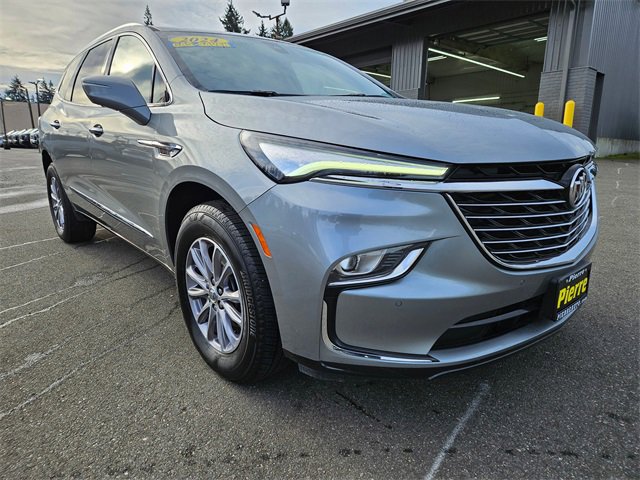 Used 2024 Buick Enclave Premium image 7