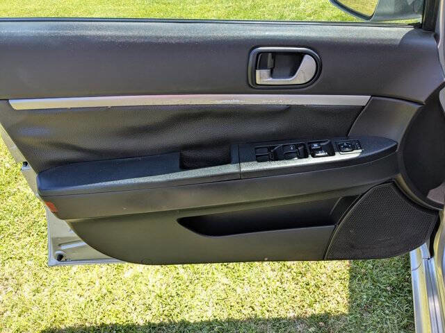 Used 2009 Mitsubishi Galant Ralliart FWD image 12