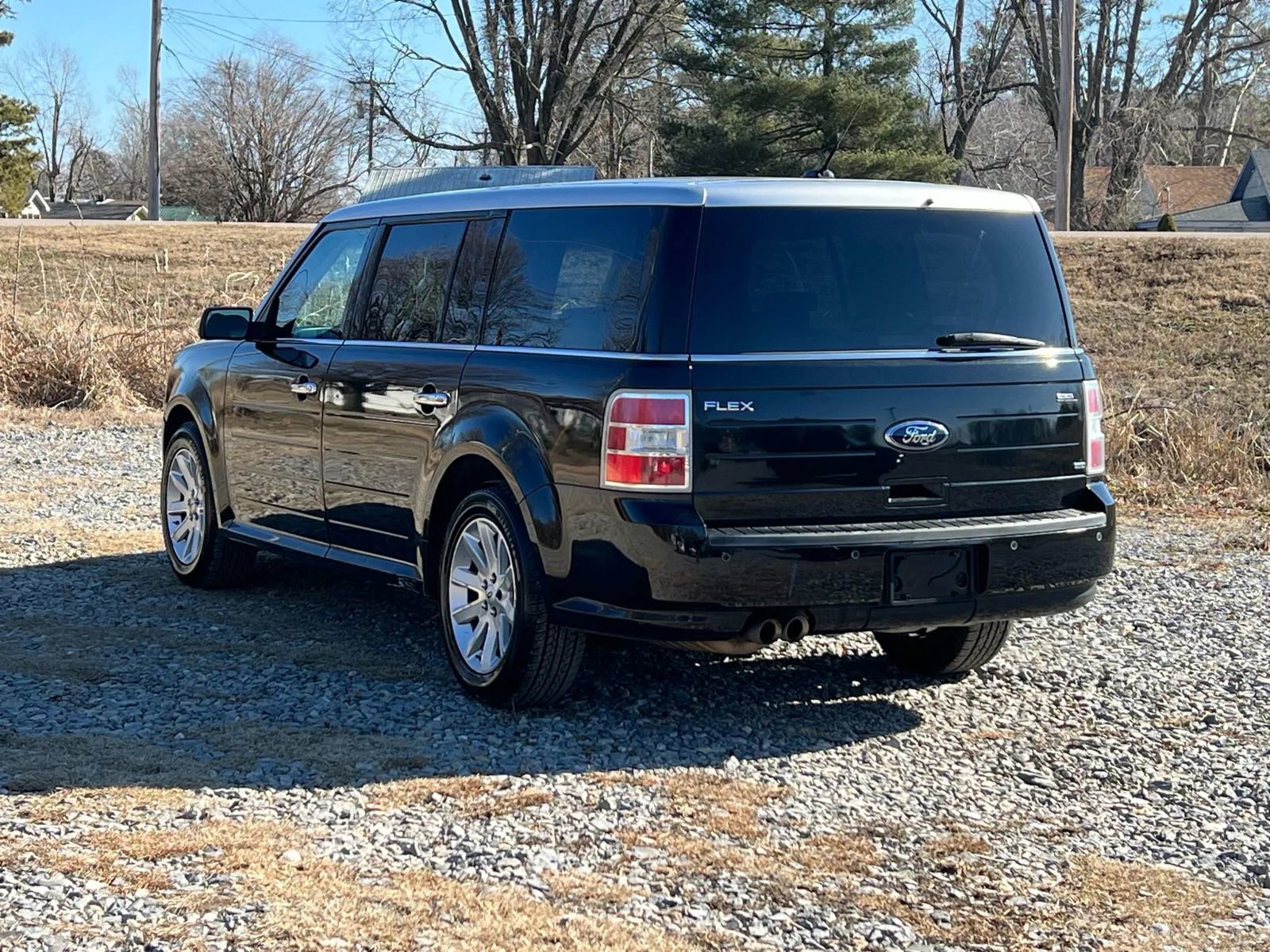 Used 2011 Ford Flex SEL w/ Rapid Spec Order Code image 12