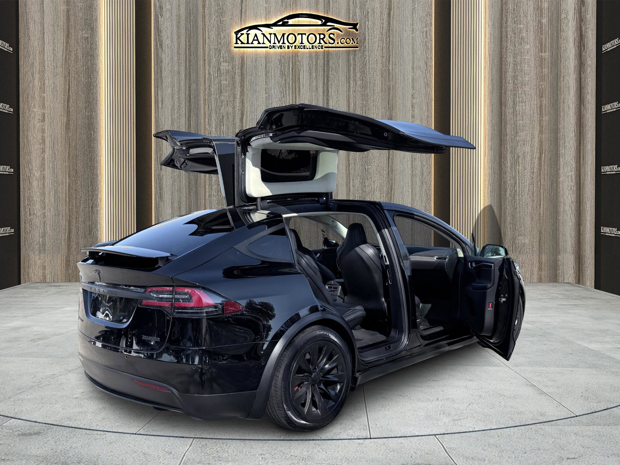 Used 2018 Tesla Model X P100D image 16