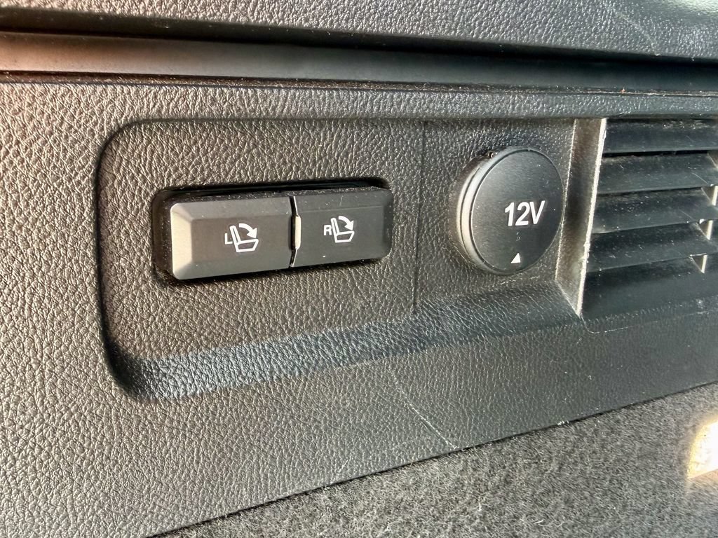 Used 2017 Lincoln MKX Reserve AWD/4WD image 17