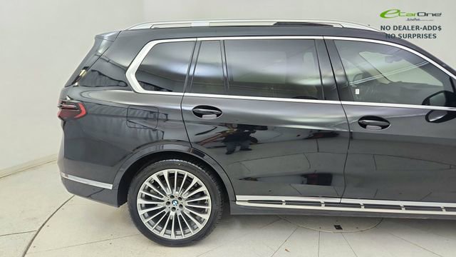 Used 2024 BMW X7 xDrive40i w/ Parking Assistance Package AWD/4WD image 7