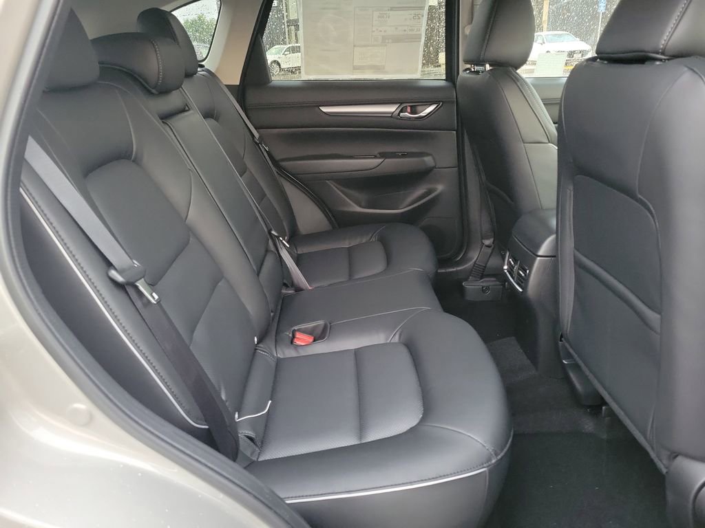 New 2025 MAZDA CX-5 AWD 2.5 S w/ Select Package image 16