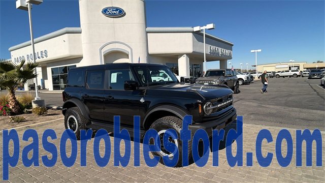New 2025 Ford Bronco Outer Banks w/ Sasquatch Package