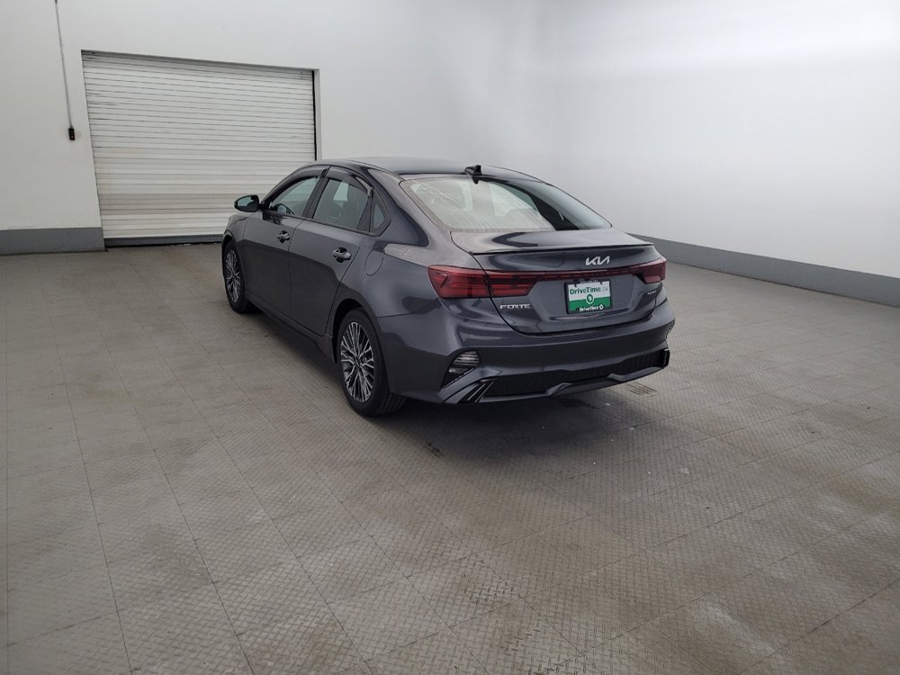 Used 2023 Kia Forte GT-Line w/ GT-Line Premium Package FWD image 5