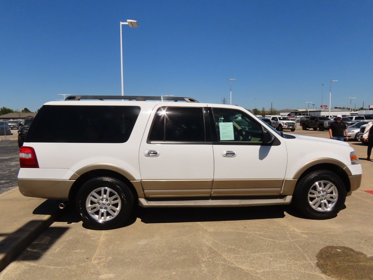 Used 2013 Ford Expedition EL XLT image 10