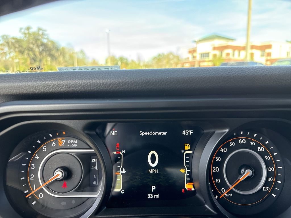 New 2025 Jeep Gladiator Sport image 18