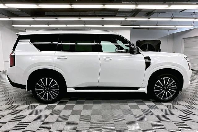 Used 2025 Nissan Armada Platinum Reserve AWD/4WD image 15