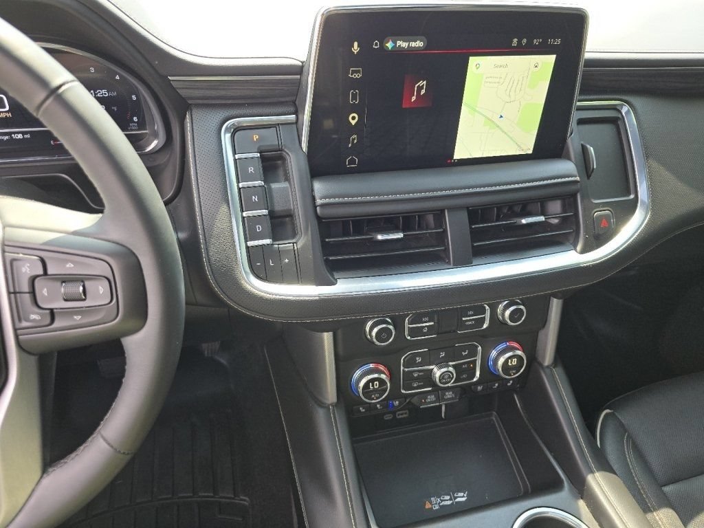 Used 2023 GMC Yukon SLT w/ SLT Premium Package AWD/4WD image 31