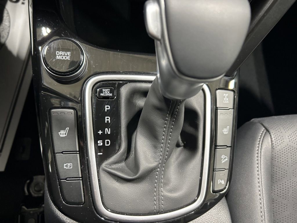 Certified 2025 Kia Seltos EX image 21