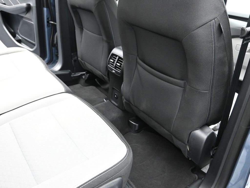 Certified 2025 Ford Escape Active image 32