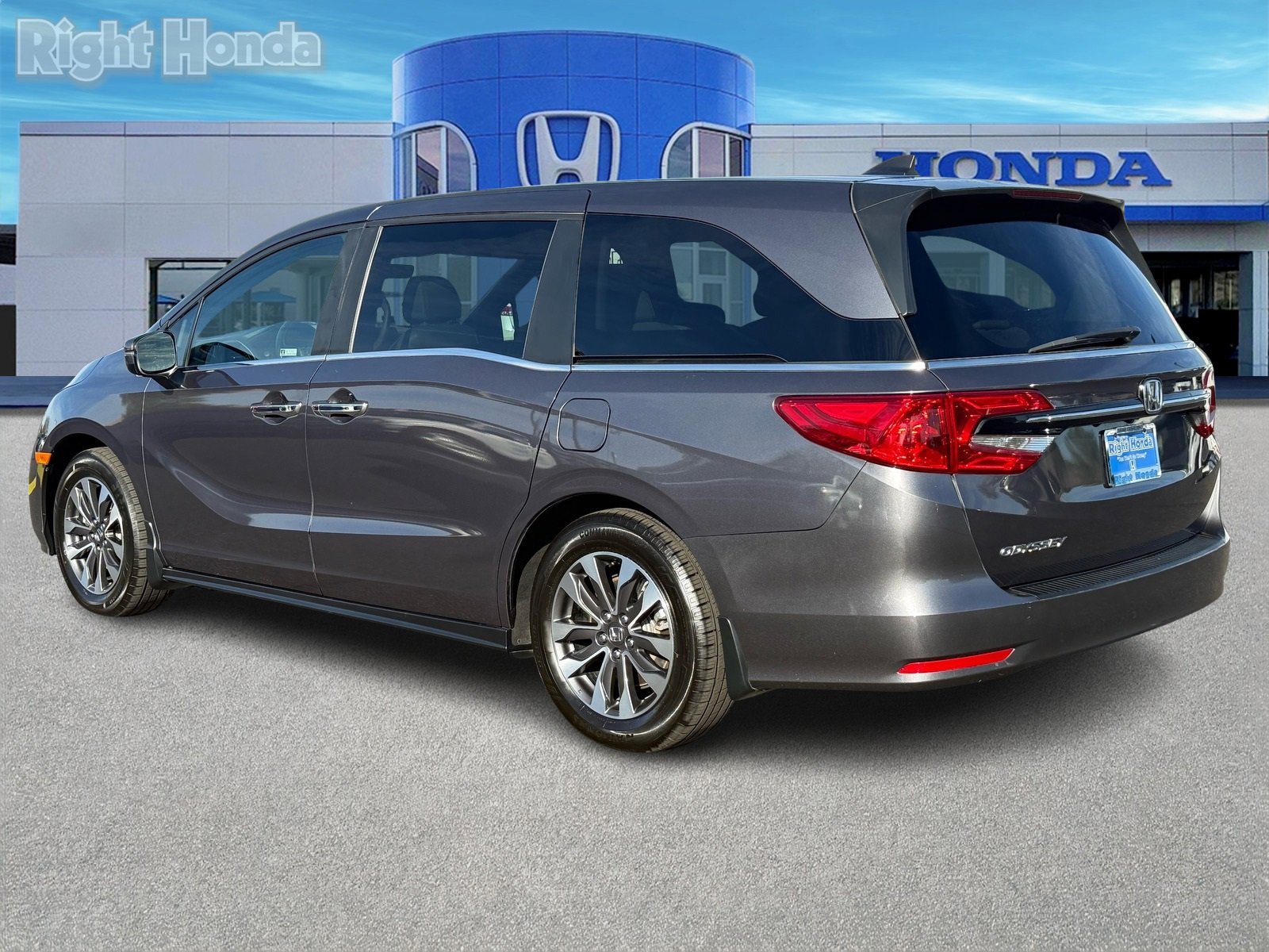 Used 2024 Honda Odyssey EX-L image 4