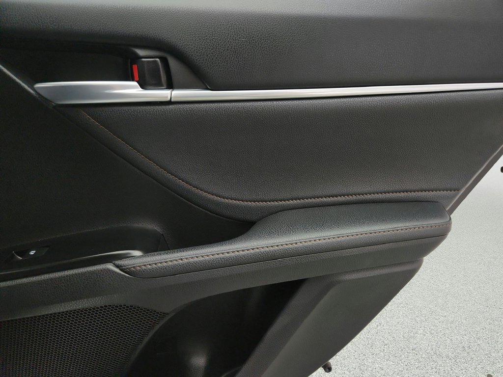 Used 2018 Toyota Camry XLE w/ Audio Package FWD image 29