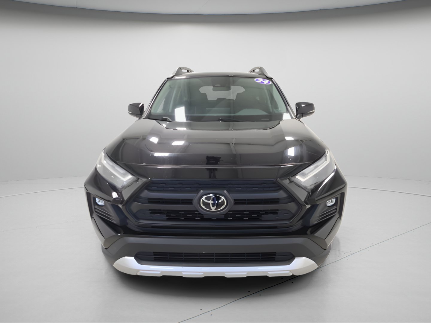 Used 2024 Toyota RAV4 Adventure AWD/4WD image 2