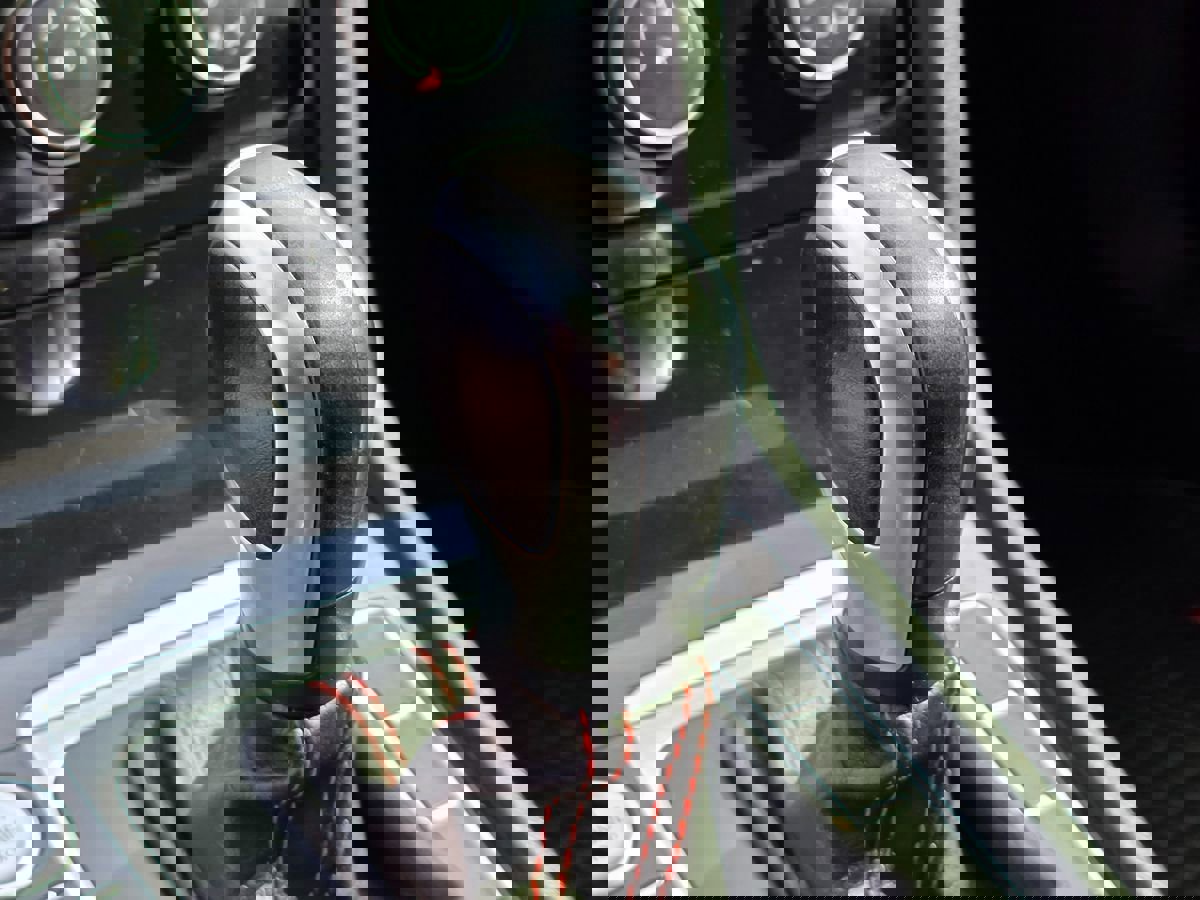 Used 2021 Volkswagen GTI SE image 38