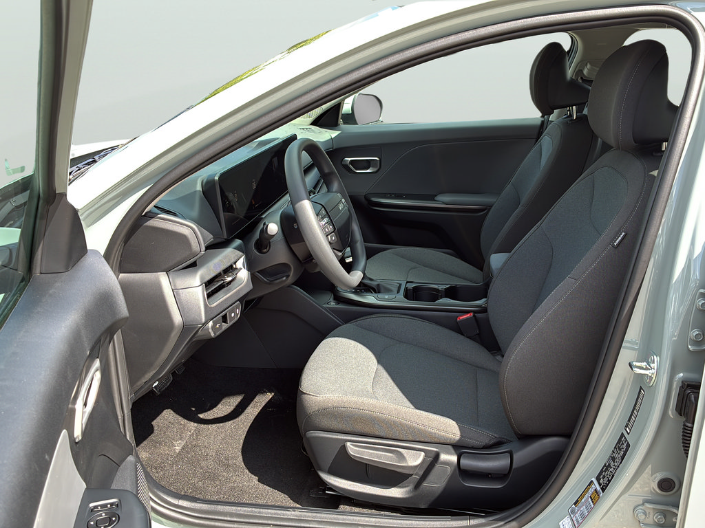 New 2026 Kia K4 FWD image 13