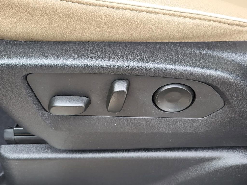 Used 2023 Chevrolet Tahoe Premier image 19