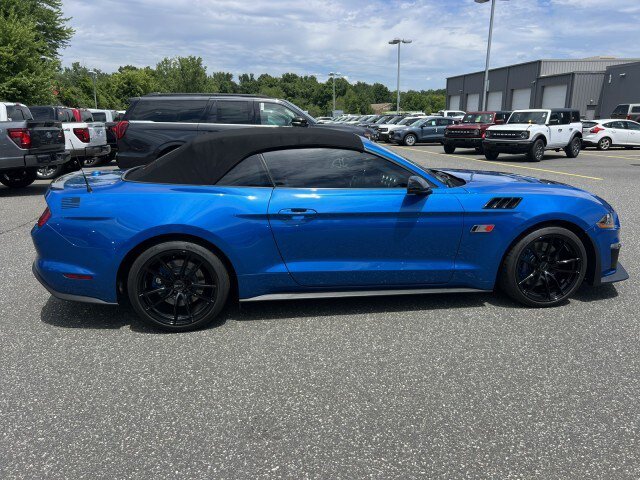 Used 2020 Ford Mustang GT Premium w/ Equipment Group 401A RWD image 6