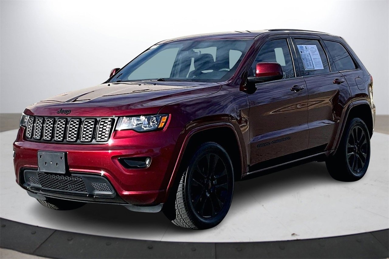 Certified 2018 Jeep Grand Cherokee Altitude image 4