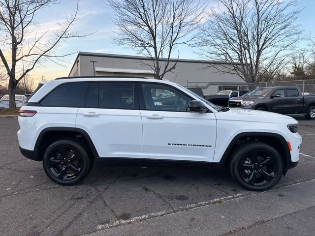 Certified 2022 Jeep Grand Cherokee Altitude image 17