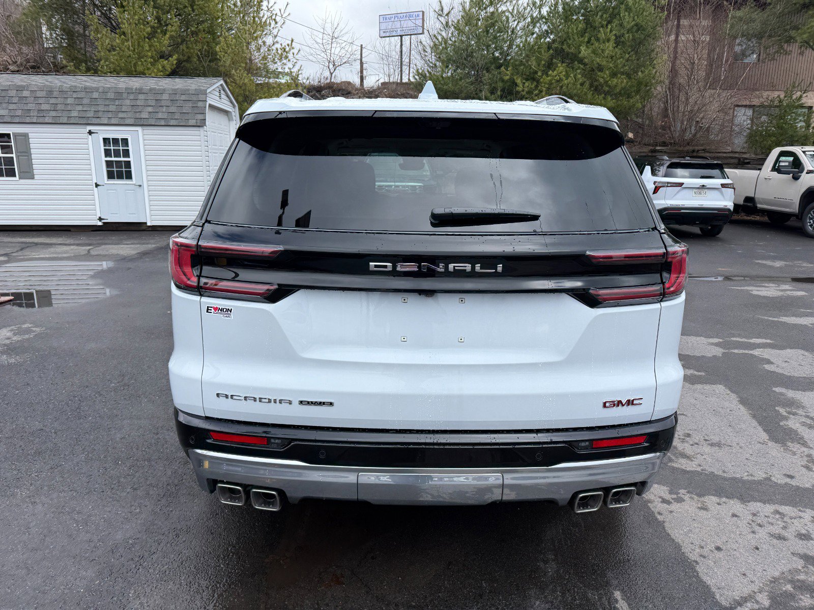 New 2026 GMC Acadia Denali w/ Super Cruise Package image 4