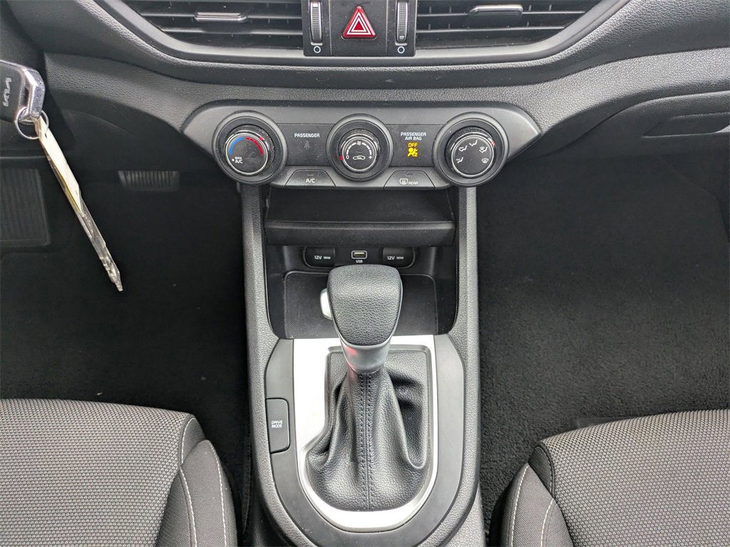 Used 2023 Kia Forte LXS w/ LXS Technology Package image 18