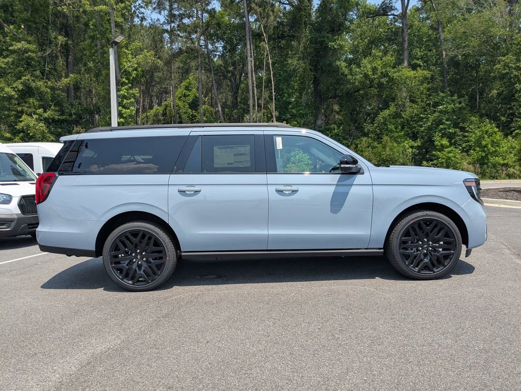 New 2026 Ford Expedition Max Platinum AWD/4WD image 3