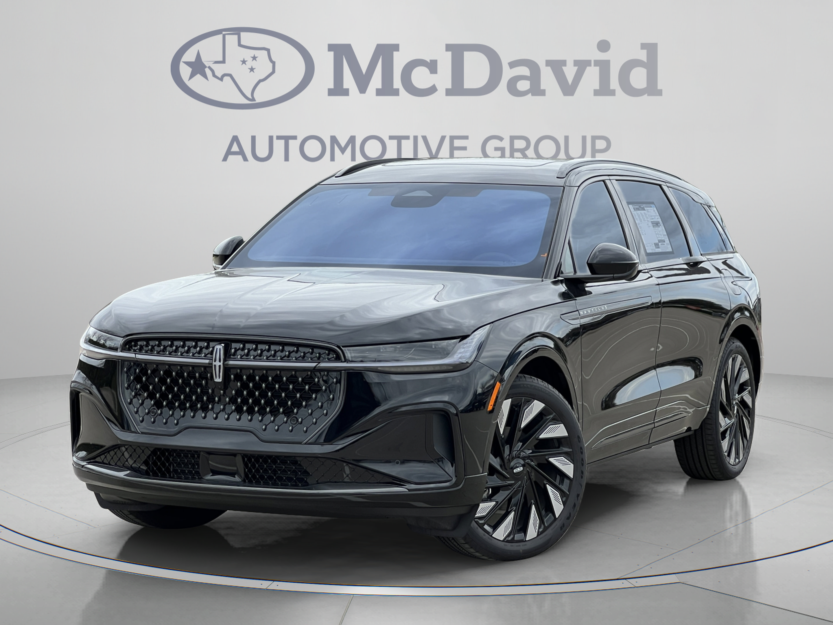 New 2026 Lincoln Nautilus Reserve w/ Jet Appearance Package AWD/4WD image 1