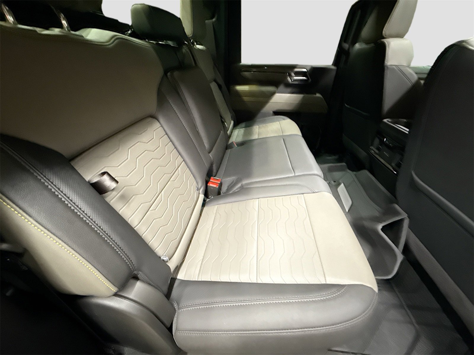 New 2026 Chevrolet Silverado 2500 ZR2 w/ LPO, Dark Essentials Package image 28