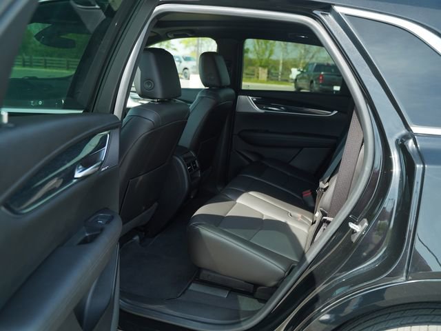 Used 2022 Cadillac XT5 Premium Luxury w/ LPO, Floor Liner Package AWD/4WD image 15