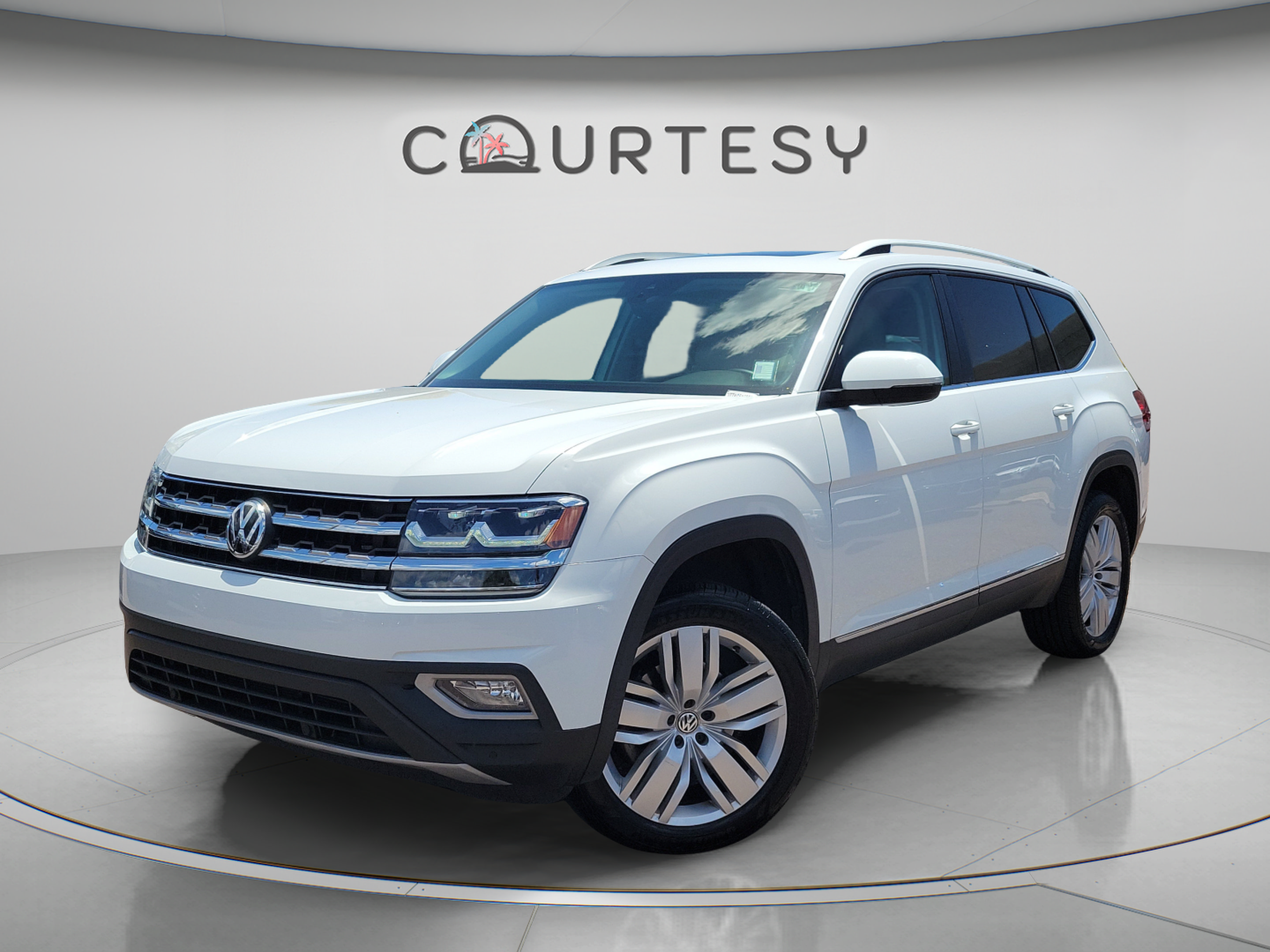 Used 2019 Volkswagen Atlas SEL FWD image 1